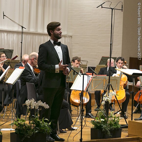 Alex Rosen singt während der 7. Internationalen Meistersinger Akademie Neumarkt i.d.Opf. am 17. Juli 2017 im Reitstadel in Neumarkt in der Oberpfalz. Foto: Hubert Bösl