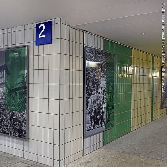 Die Personenunterführung (PU) Neumarkt in der Oberpfalz im Regionalbereich Süd der DB Station&Service AG nach der Neugestaltung im Konjunkturprogramm 2021. Foto am 11. Januar 2022.