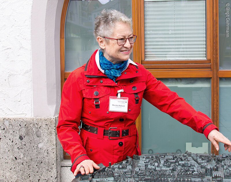 Neumarkter Gästeführerin Monika Kaksch Neumarkter Gästeführerin Monika Kaksch