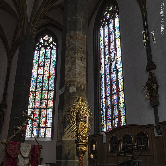 Buntglasfenster, Münster St. Johannes, Neumarkt in der Oberpfalz, Bayern, Deutschland,