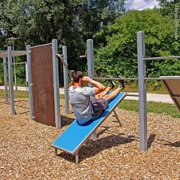 Calisthenics-Anlage im LGS-Gelände Neumarkt
