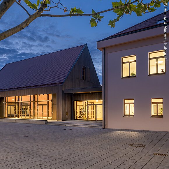 Bürgerzentrum in der Alten Schule, Pölling (Neumarkt)