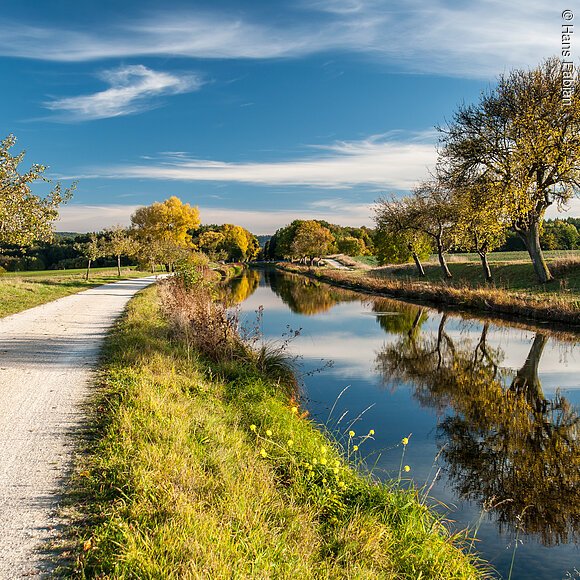 Ludwig-Donau-Main-Kanal im Herbst