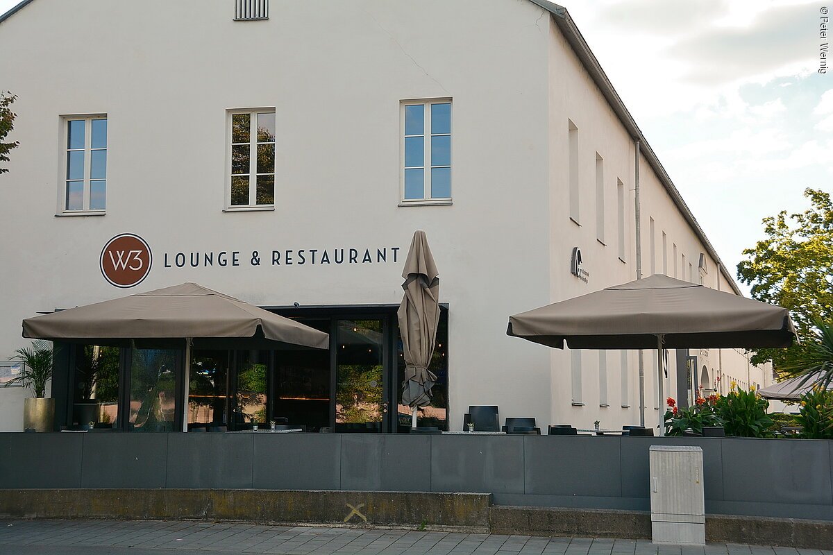 Restaurant & Lounge "W 3"