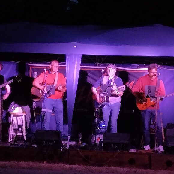 Picknick im Park in Woffenbach